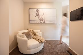 Amaré Beachside Luxury