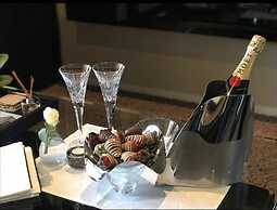 Amaré Beachside Luxury