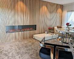 Amaré Beachside Luxury