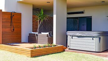 Amaré Beachside Luxury