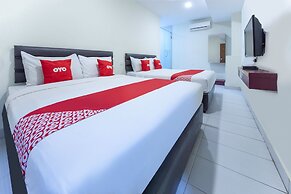 OYO 90385 H3 Hotel