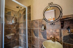 Grassland Safari Lodge