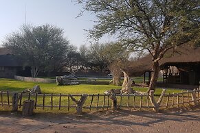 Grassland Safari Lodge