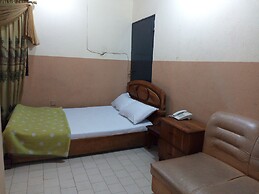 Feligold Royal Hotel