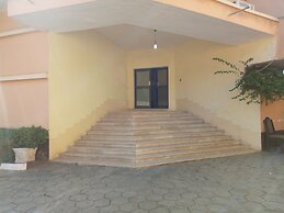 Feligold Royal Hotel