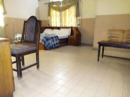 Feligold Royal Hotel