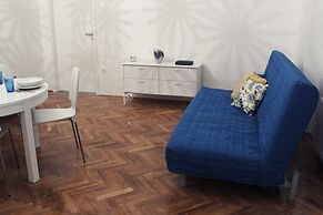 Fantastic Ernesto near Basilica