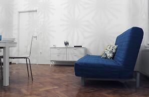 Fantastic Ernesto near Basilica