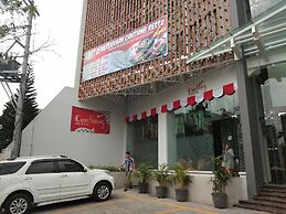 Hotel Parangraja