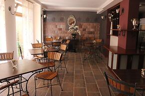 Hotel Meduza