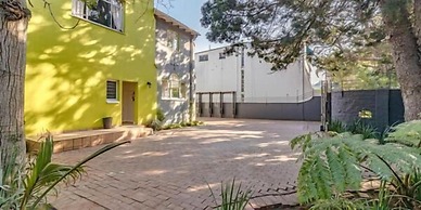 Silver Oaks Boutique Hotel