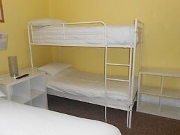 Shore Stay Guest House