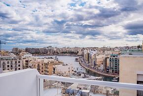 Saint Julian's Penthouse Apartment