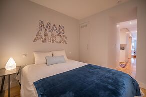 Elegant & Cozy Apartment