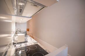 Elegant & Cozy Apartment