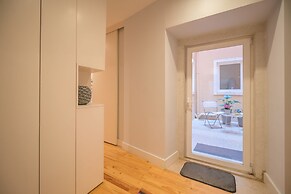 Elegant & Cozy Apartment