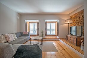 Elegant & Cozy Apartment