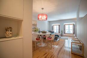 Elegant & Cozy Apartment