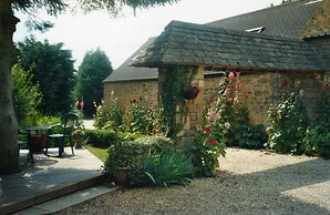 Holly House Bed & Breakfast