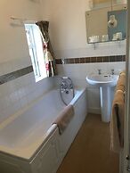 Holly House Bed & Breakfast