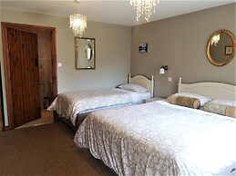 Holly House Bed & Breakfast