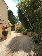 Holly House Bed & Breakfast
