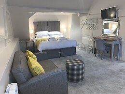 The Falcon Hotel & Restaurant