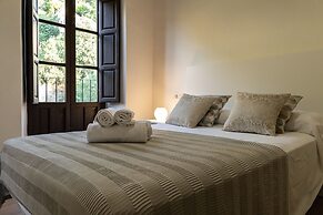 Alhambra Sonder Apartments