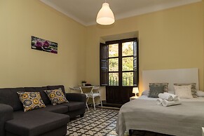 Alhambra Sonder Apartments