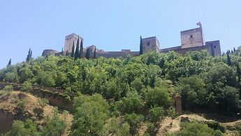 Alhambra Sonder Apartments