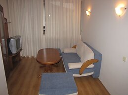 Edelweiss Inn Aparthotel
