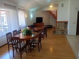 Edelweiss Inn Aparthotel