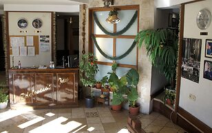 Edelweiss Inn Aparthotel