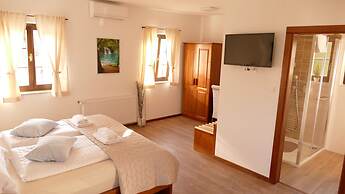 Plitvice Lakes Villa Mija