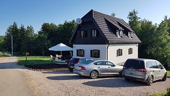 Plitvice Lakes Villa Mija
