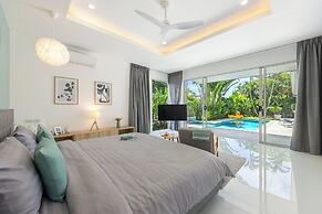 Villa White Orchid