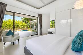Villa White Orchid