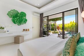 Villa White Orchid