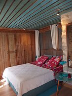 Riverside Home Cottage