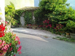 Riverside Home Cottage