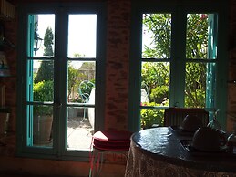 Riverside Home Cottage