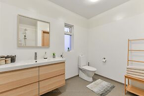 Syðra-Skörðugil Guesthouse