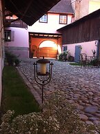 Côté Cour Bischwihr Colmar