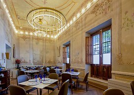 Central Hotel Boutique