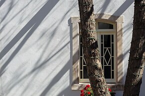 Central Hotel Boutique