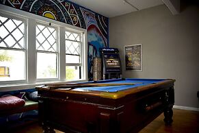 Ritz For Backpackers