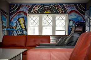 Ritz For Backpackers