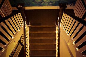 Ritz For Backpackers