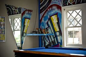 Ritz For Backpackers