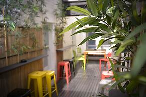 Ritz For Backpackers